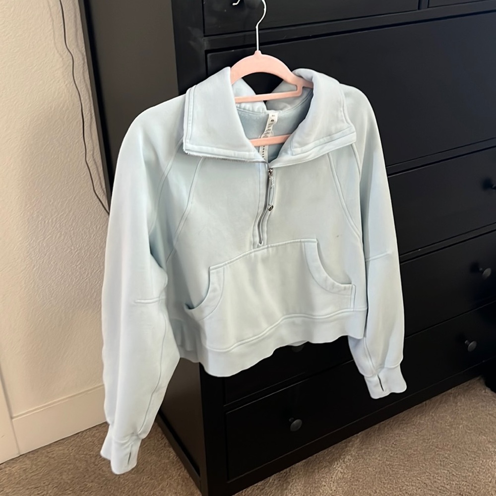 NWOT lululemon half zip scuba. Light blue. COMES WITH LULU BAG